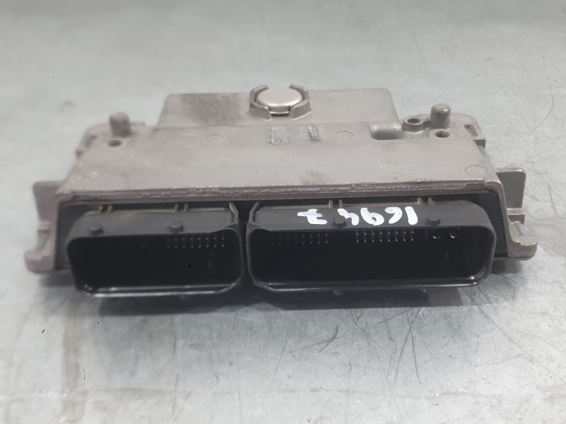 Recambio de centralita motor uce para seat ibiza iv (6j5, 6p1) 1.2 referencia OEM IAM 03E906019AL 5WA11022 CONTINENTAL