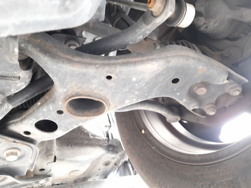 Recambio de brazo suspension inferior delantero izquierdo para toyota rav 4 iii (_a3_) 2.0 (zsa35_) referencia OEM IAM 480694205