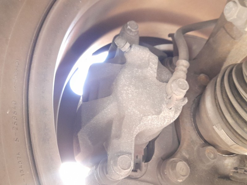 Recambio de pinza freno delantera derecha para toyota rav 4 iii (_a3_) 2.0 (zsa35_) referencia OEM IAM 4773042091  