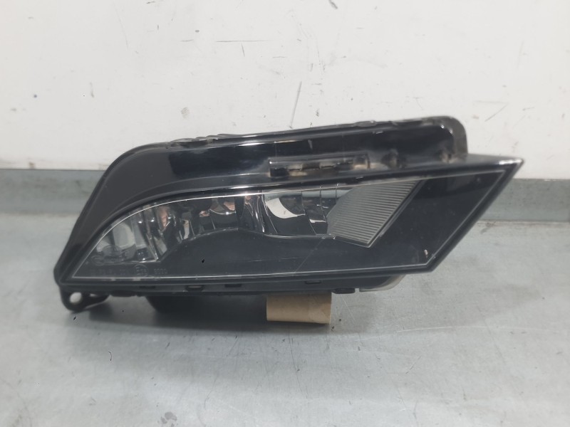 Recambio de faro antiniebla derecho para seat ibiza iv (6j5, 6p1) 1.2 referencia OEM IAM 6J0941702A 1NE01107702 HELLA