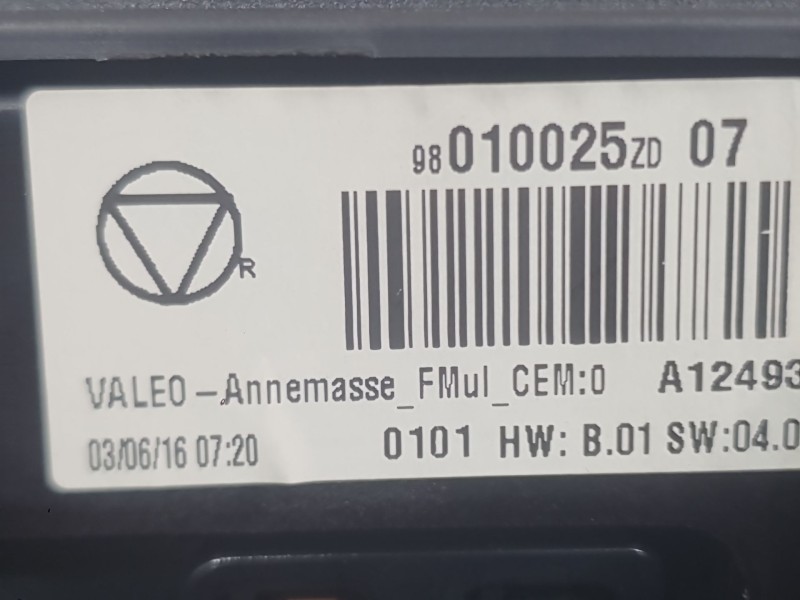 Recambio de sistema navegacion gps para citroën c4 cactus 1.2 vti 82 referencia OEM IAM 9811486280 98010025ZD 