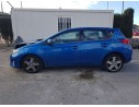toyota auris del año 2013