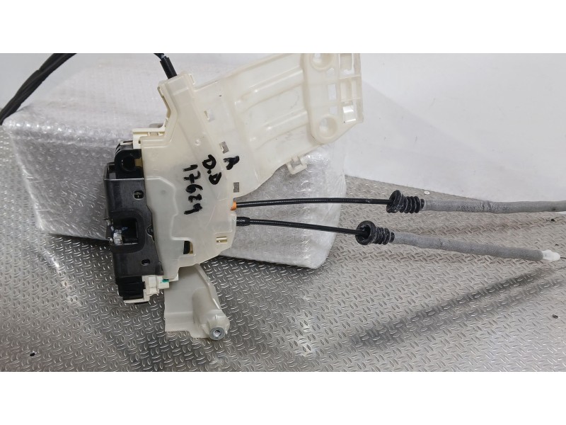 Recambio de cerradura puerta delantera derecha para jeep renegade suv (bu, b1, bv) 1.3 t-gdi 4x4 referencia OEM IAM 52139901  