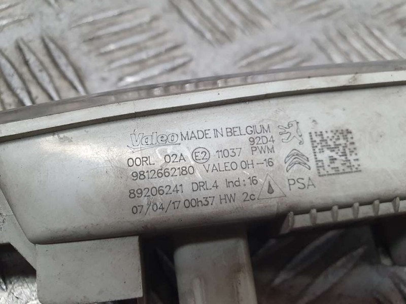 Recambio de piloto delantero izquierdo para citroën c-elysée exclusive referencia OEM IAM 9812662180 89206241 VALEO LED