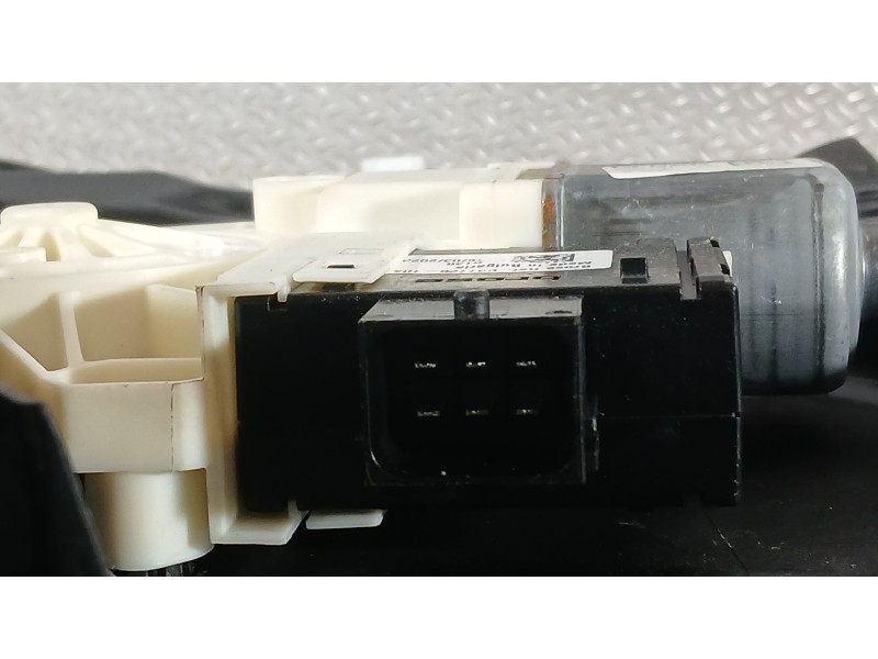 Recambio de elevalunas delantero derecho para jeep renegade suv (bu, b1, bv) 1.3 t-gdi 4x4 referencia OEM IAM 71777165  