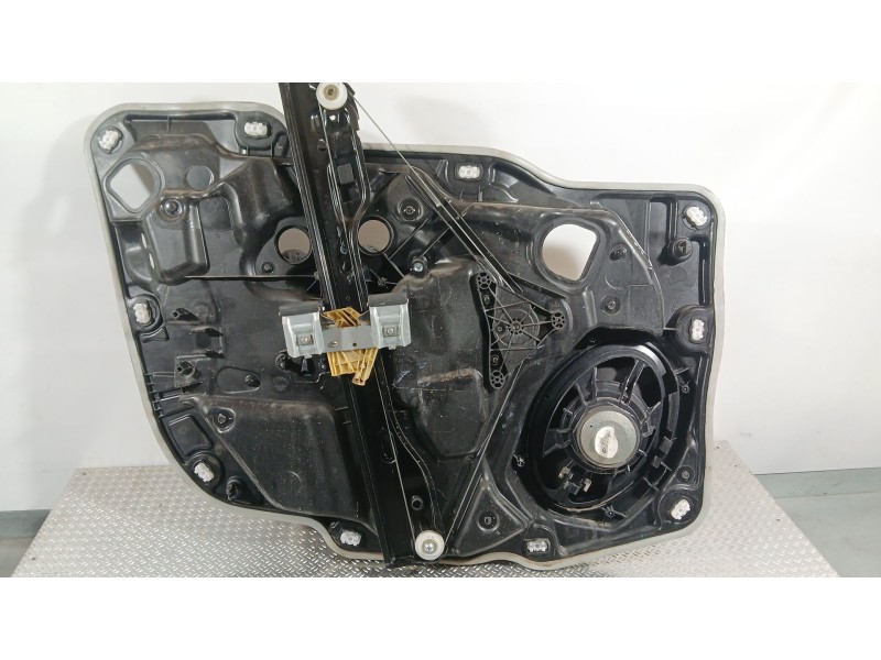 Recambio de elevalunas delantero derecho para jeep renegade suv (bu, b1, bv) 1.3 t-gdi 4x4 referencia OEM IAM 71777165  