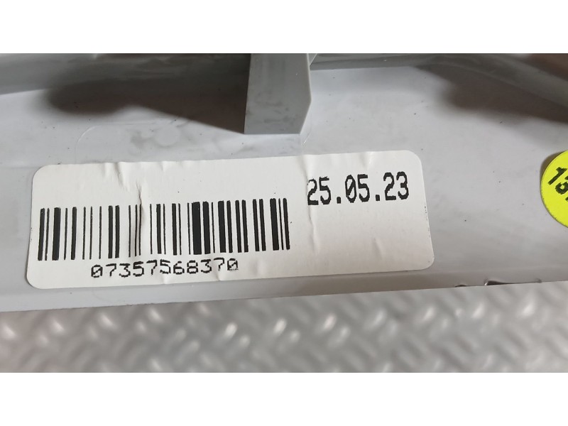 Recambio de luz interior para jeep renegade suv (bu, b1, bv) 1.3 t-gdi 4x4 referencia OEM IAM 735701166  