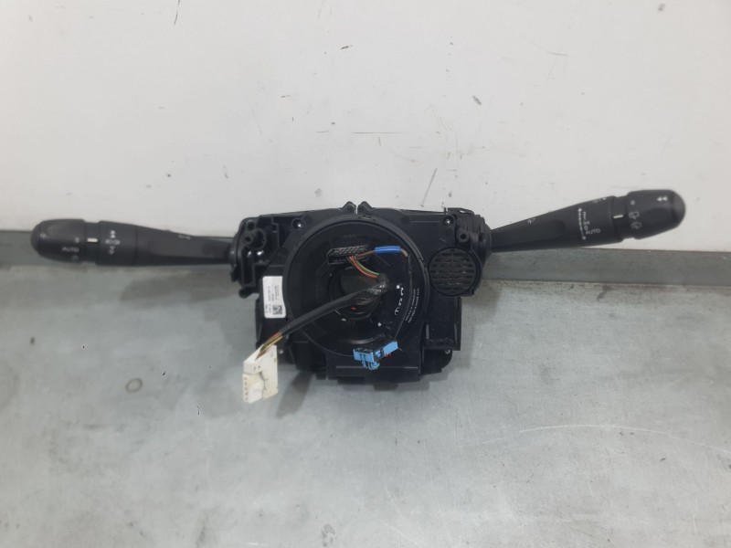 Recambio de mando luces y limpia para citroën c4 cactus 1.2 vti 82 referencia OEM IAM 981394775ZD  
