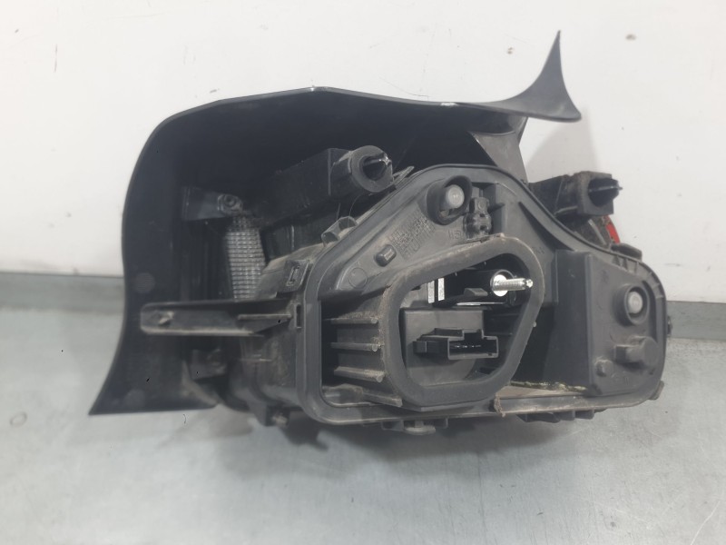 Recambio de piloto trasero izquierdo para citroën c4 cactus 1.2 vti 82 referencia OEM IAM 9800916180 90052700 VALEO