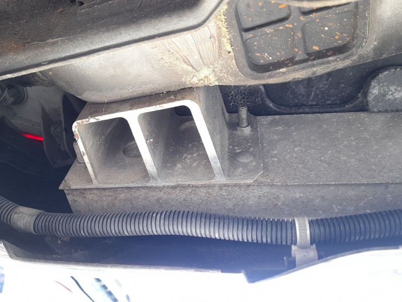 Recambio de refuerzo paragolpes trasero para toyota rav 4 iii (_a3_) 2.0 (zsa35_) referencia OEM IAM 5261542011  