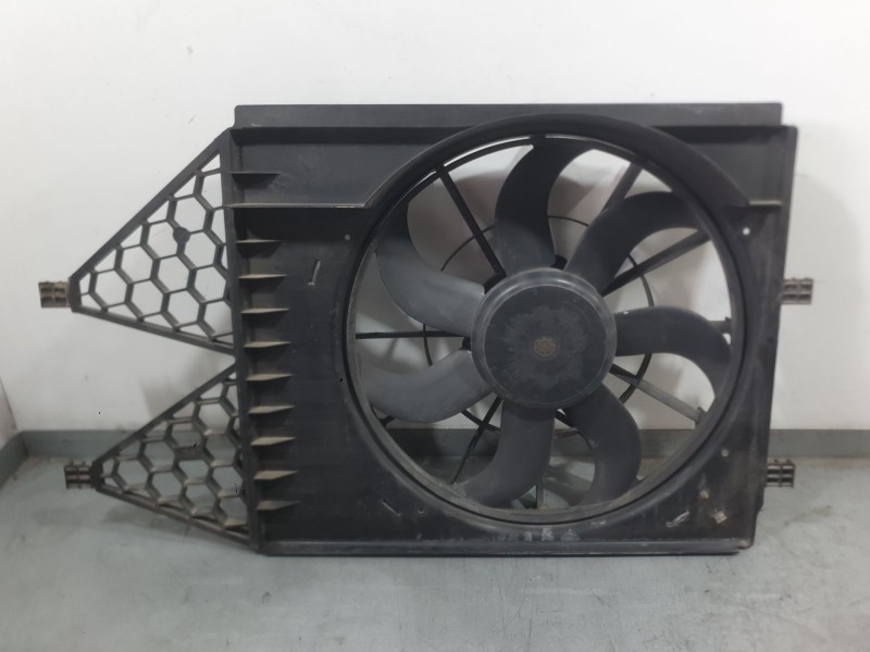 Recambio de electroventilador para seat ibiza iv (6j5, 6p1) 1.2 referencia OEM IAM 6R0121207  