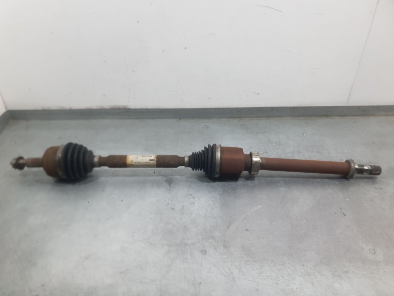Recambio de transmision delantera derecha para renault megane iv hatchback (b9a/m/n_) 1.2 tce 130 (b9mr) referencia OEM IAM 3910