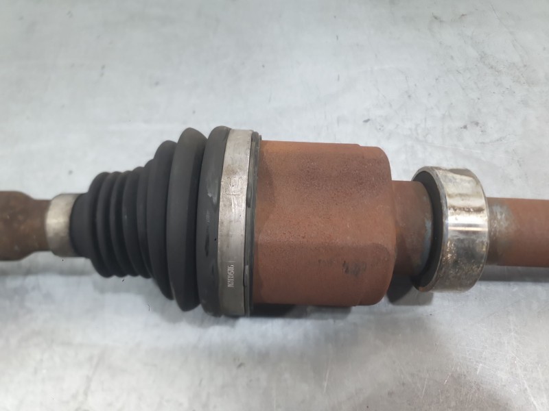 Recambio de transmision delantera derecha para renault megane iv hatchback (b9a/m/n_) 1.2 tce 130 (b9mr) referencia OEM IAM 3910
