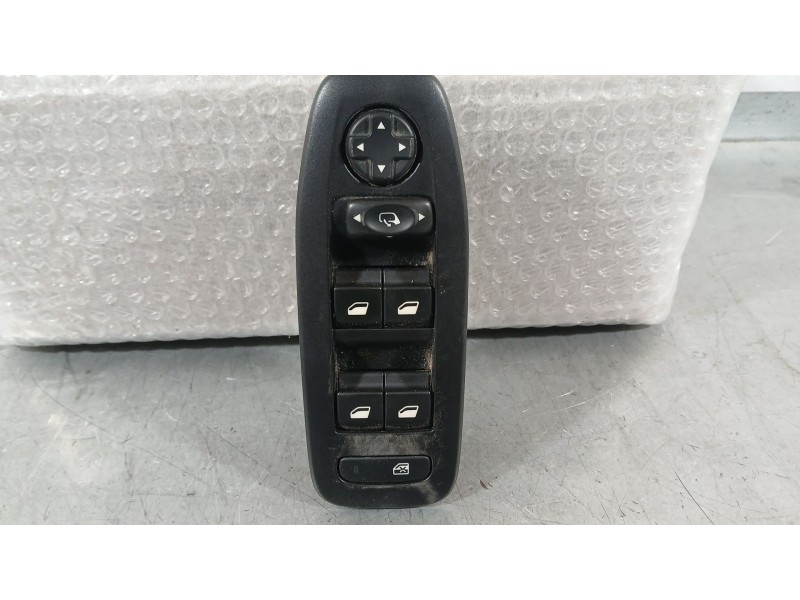 Recambio de mando elevalunas delantero izquierdo para peugeot 208 i (ca_, cc_) 1.5 bluehdi 100 referencia OEM IAM 98242539ZD  