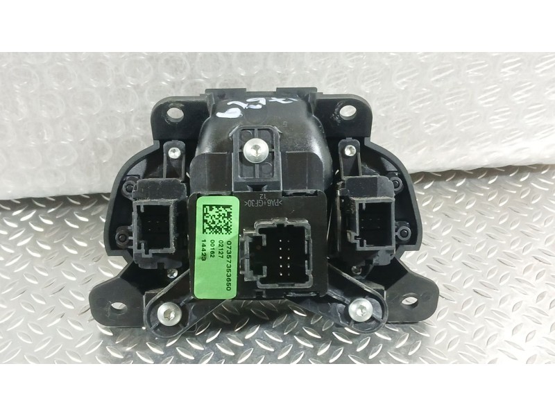 Recambio de palanca freno de mano para jeep renegade suv (bu, b1, bv) 1.3 t-gdi 4x4 referencia OEM IAM 7357353650 PULSADOR ELECT