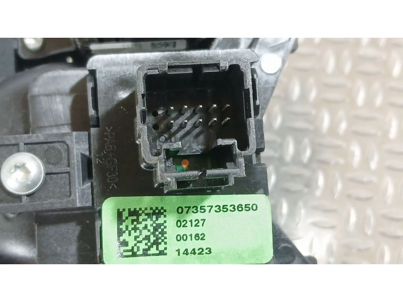 Recambio de palanca freno de mano para jeep renegade suv (bu, b1, bv) 1.3 t-gdi 4x4 referencia OEM IAM 7357353650 PULSADOR ELECT