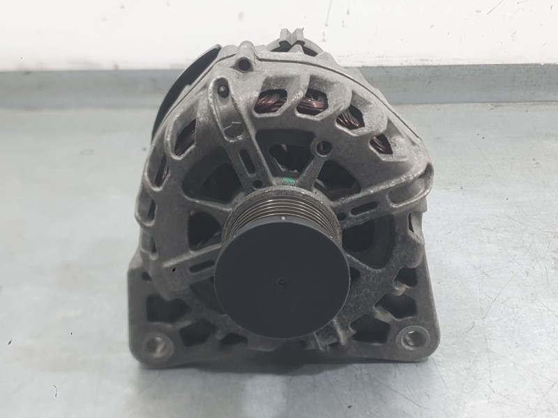Recambio de alternador para renault megane iv hatchback (b9a/m/n_) 1.2 tce 130 (b9mr) referencia OEM IAM 231006677R 231000643R 