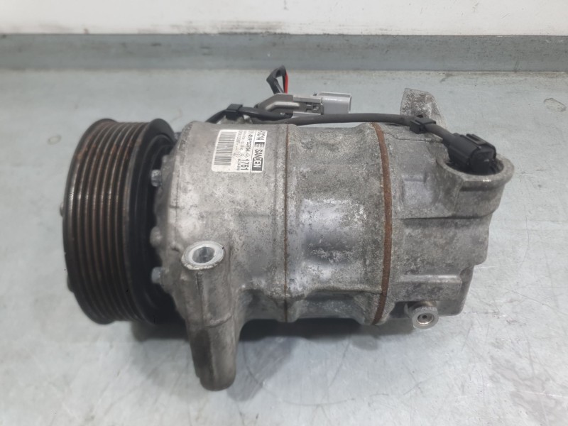 Recambio de compresor aire acondicionado para renault megane iv hatchback (b9a/m/n_) 1.2 tce 130 (b9mr) referencia OEM IAM 92600