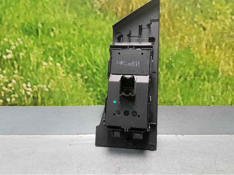 Recambio de mando elevalunas delantero izquierdo para opel astra j lim. selective referencia OEM IAM 13305011  