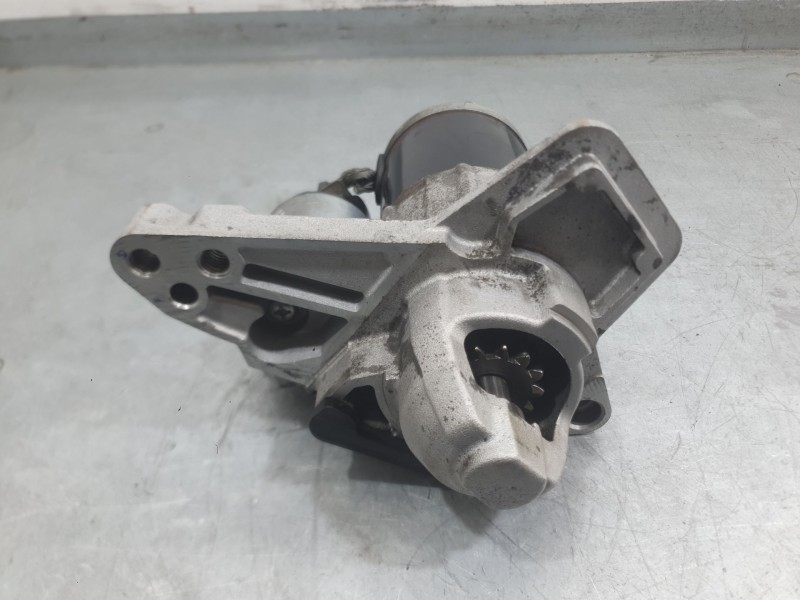Recambio de motor arranque para renault megane iv hatchback (b9a/m/n_) 1.2 tce 130 (b9mr) referencia OEM IAM 233000583R 23300055