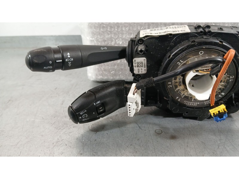 Recambio de mando luces y limpia para peugeot 208 i (ca_, cc_) 1.5 bluehdi 100 referencia OEM IAM 98237120ZD VALEO 22661F