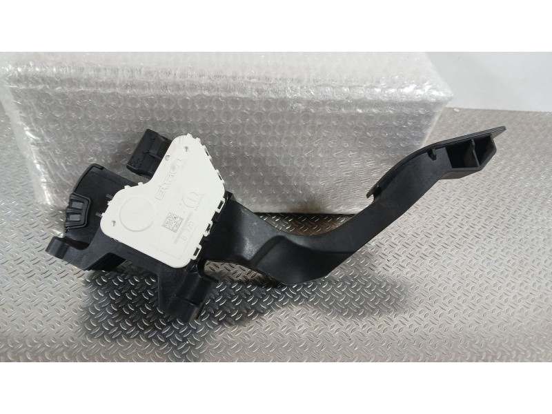 Recambio de potenciometro pedal para jeep renegade suv (bu, b1, bv) 1.3 t-gdi 4x4 referencia OEM IAM 5219146100B  68599991AA