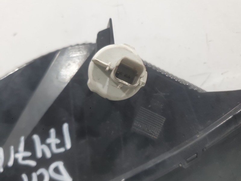 Recambio de piloto delantero derecho para renault megane iv hatchback (b9a/m/n_) 1.2 tce 130 (b9mr) referencia OEM IAM   