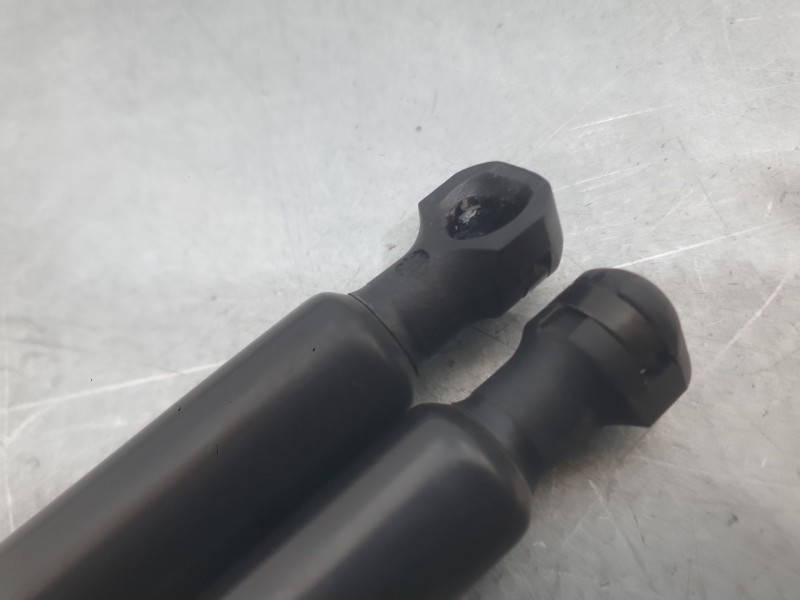 Recambio de amortiguadores maletero / porton para renault megane iv hatchback (b9a/m/n_) 1.2 tce 130 (b9mr) referencia OEM IAM 9