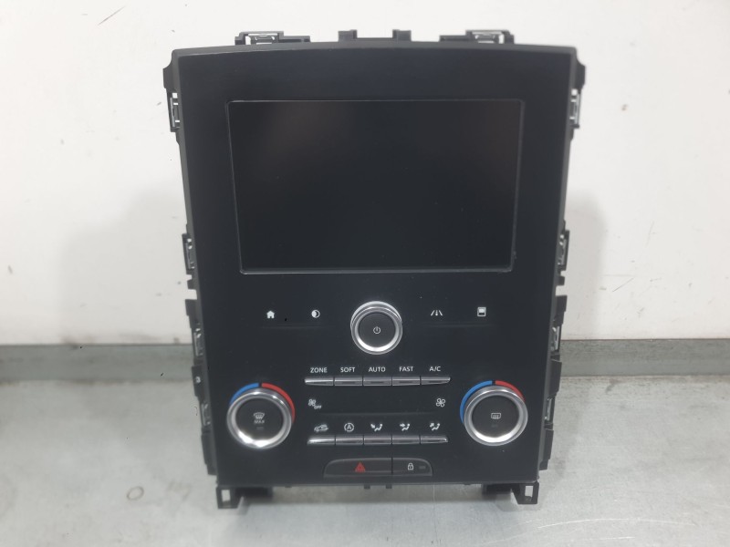 Recambio de sistema navegacion gps para renault megane iv hatchback (b9a/m/n_) 1.2 tce 130 (b9mr) referencia OEM IAM   