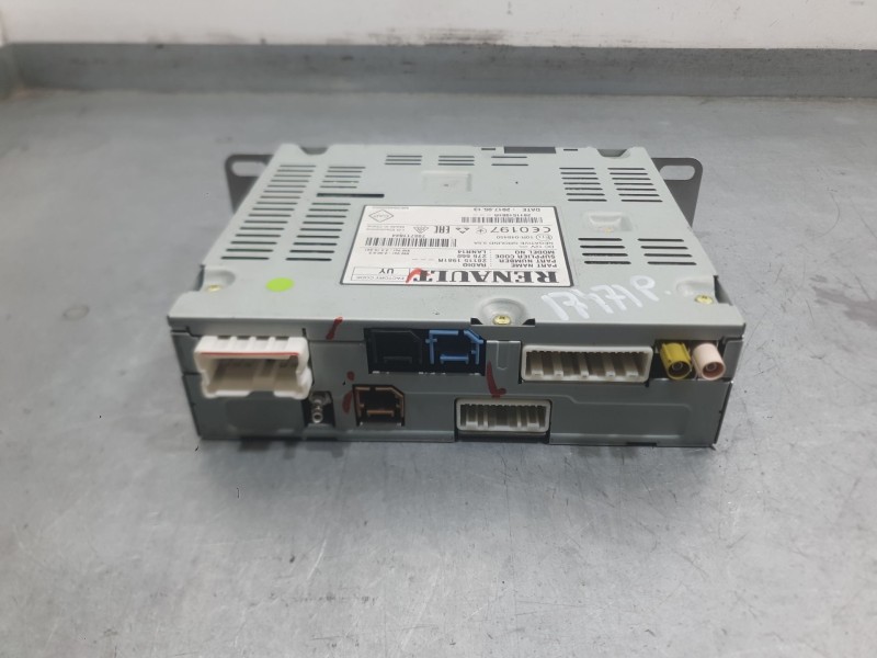 Recambio de sistema audio / radio para renault megane iv hatchback (b9a/m/n_) 1.2 tce 130 (b9mr) referencia OEM IAM   