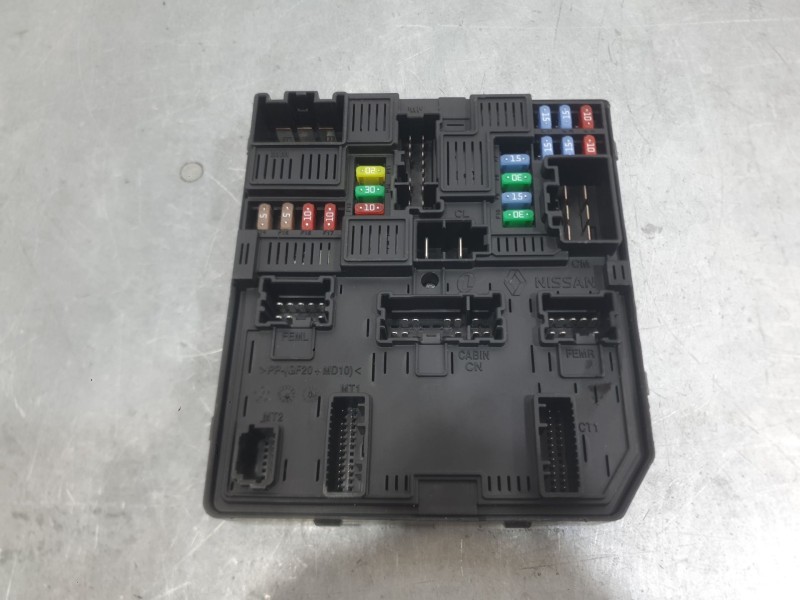 Recambio de caja reles / fusibles para renault megane iv hatchback (b9a/m/n_) 1.2 tce 130 (b9mr) referencia OEM IAM 284B67108R  