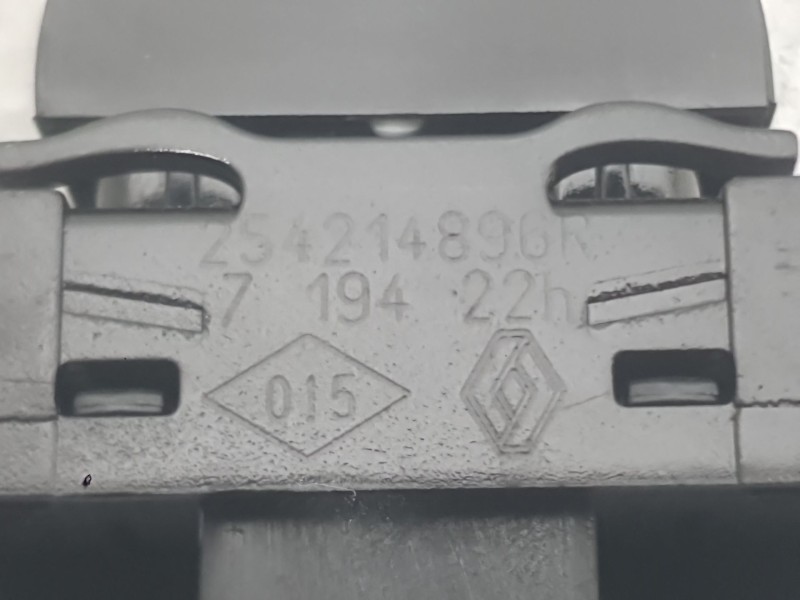 Recambio de mando elevalunas delantero derecho para renault megane iv hatchback (b9a/m/n_) 1.2 tce 130 (b9mr) referencia OEM IAM