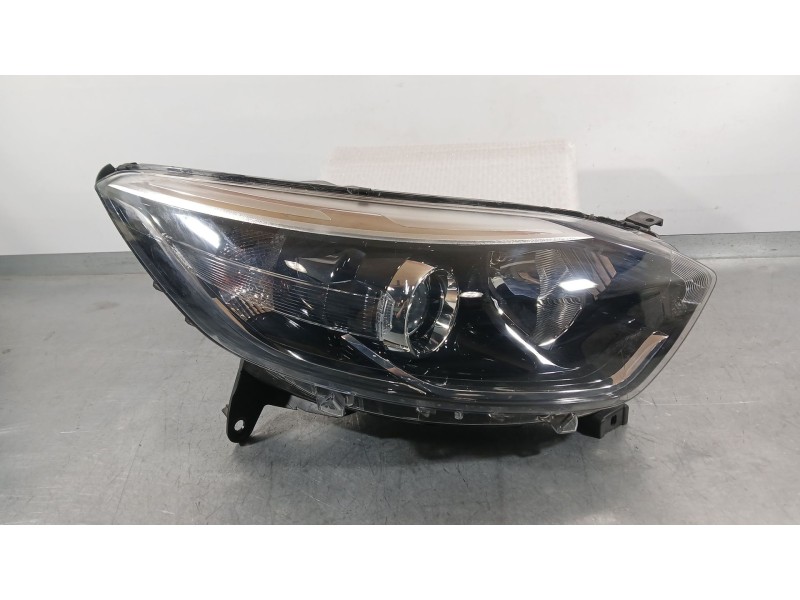 Recambio de faro derecho para renault captur i (j5_, h5_) 1.2 tce 120 referencia OEM IAM 260105066R  