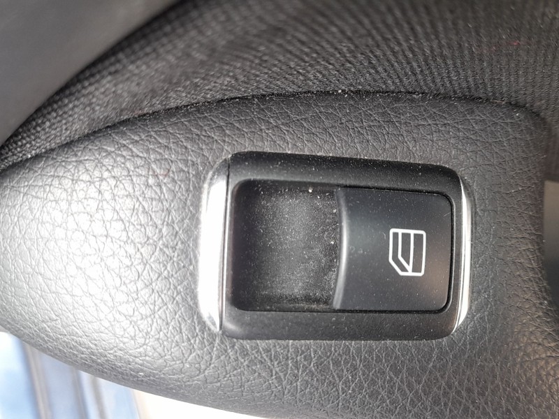 Recambio de mando elevalunas trasero derecho para mercedes-benz clase b sports tourer (w246, w242) b 180 (246.242) referencia OE