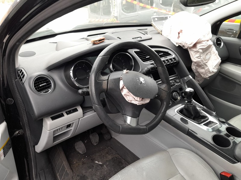 peugeot 3008 i monospace (0u_) del año 2017