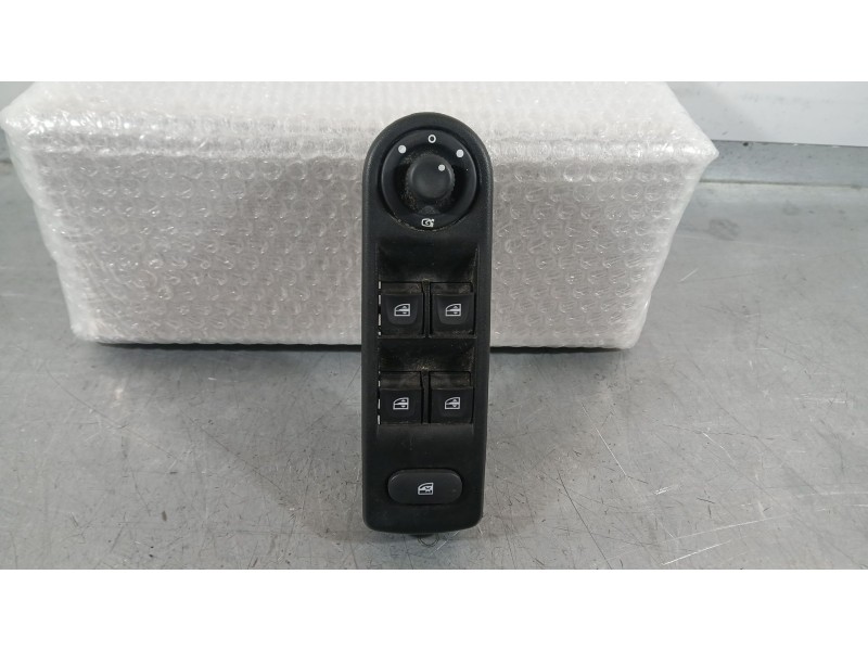 Recambio de mando elevalunas delantero izquierdo para renault captur i (j5_, h5_) 1.2 tce 120 referencia OEM IAM 254118044R  