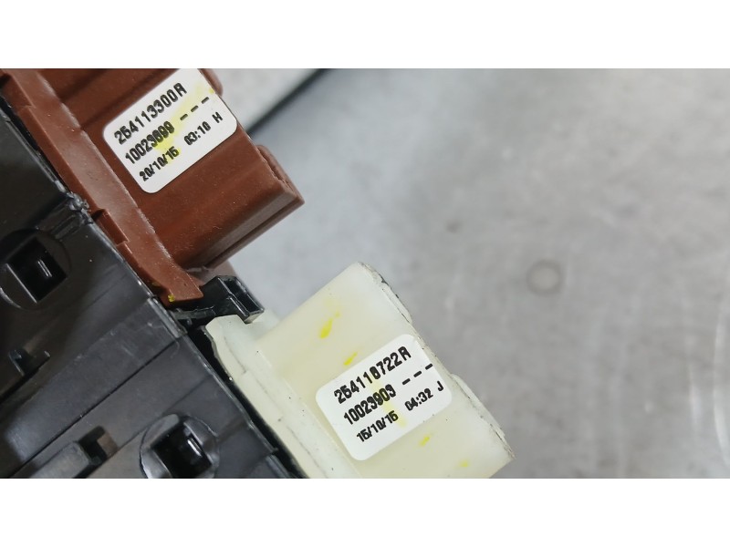 Recambio de mando elevalunas delantero izquierdo para renault captur i (j5_, h5_) 1.2 tce 120 referencia OEM IAM 254118044R  