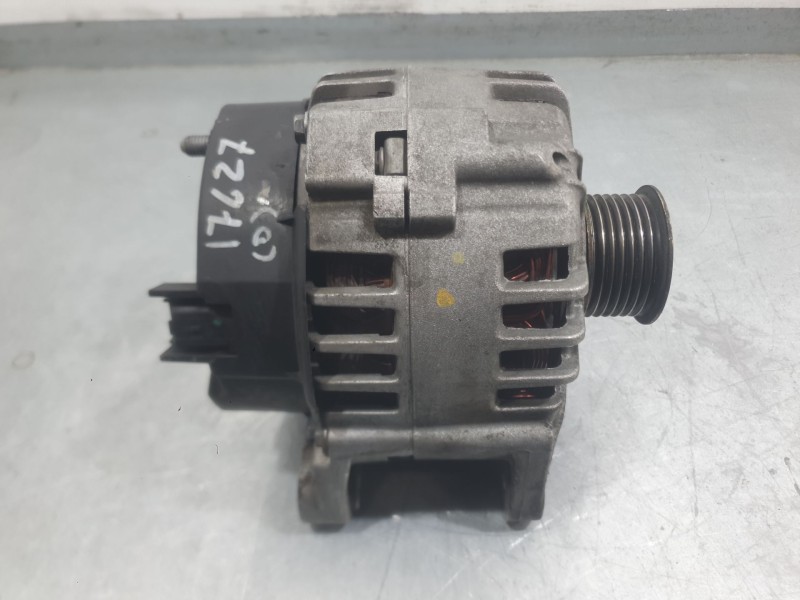 Recambio de alternador para nissan primera hatchback (p12) 1.9 dci referencia OEM IAM 2310000Q0L  