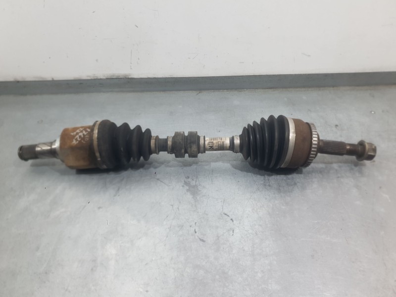 Recambio de transmision delantera izquierda para nissan primera hatchback (p12) 1.9 dci referencia OEM IAM 39101AW312  