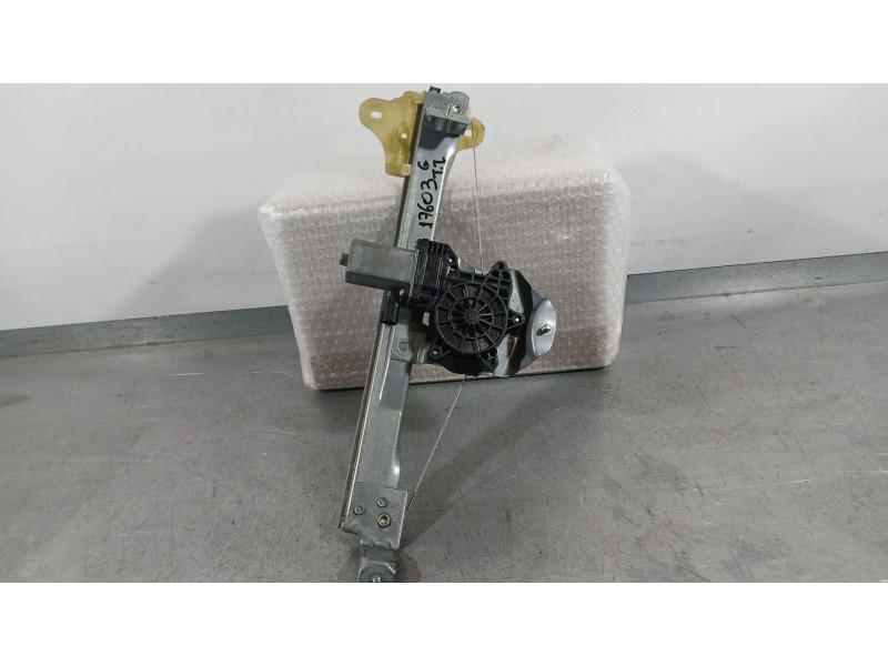 Recambio de elevalunas trasero izquierdo para renault captur i (j5_, h5_) 1.2 tce 120 referencia OEM IAM 827012973R  