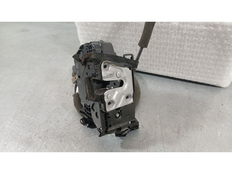 Recambio de cerradura puerta delantera derecha para renault captur i (j5_, h5_) 1.2 tce 120 referencia OEM IAM 805003529R  