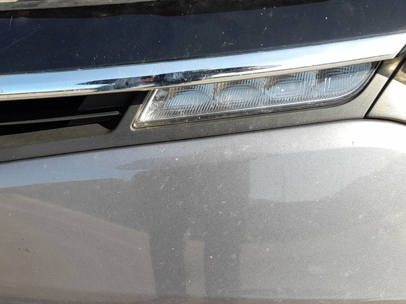 Recambio de piloto izquierdo luz diurna para renault clio iv (bh_) 1.5 dci 90 referencia OEM IAM 266059367R  