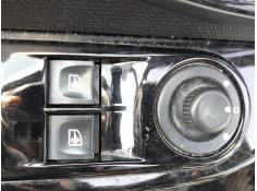 MANDO ELEVALUNAS DELANTERO IZQUIERDO 254112588R C/MANDO RETROVISOR 