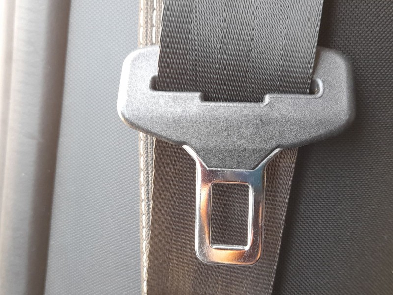 Recambio de cinturon seguridad trasero derecho para renault clio iv (bh_) 1.5 dci 90 referencia OEM IAM 888404130R  