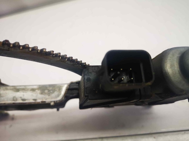 Recambio de elevalunas delantero derecho para opel corsa c 1.2 16v cat (z 12 xe / lw4) referencia OEM IAM 13173074 6 PINS 131730