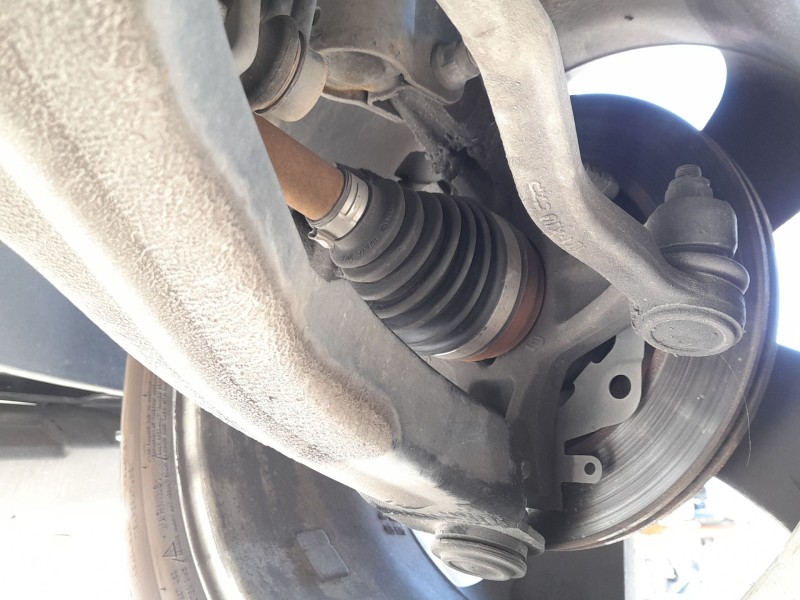 Recambio de mangueta delantera derecha para renault clio iv (bh_) 1.5 dci 90 referencia OEM IAM 400146343R  