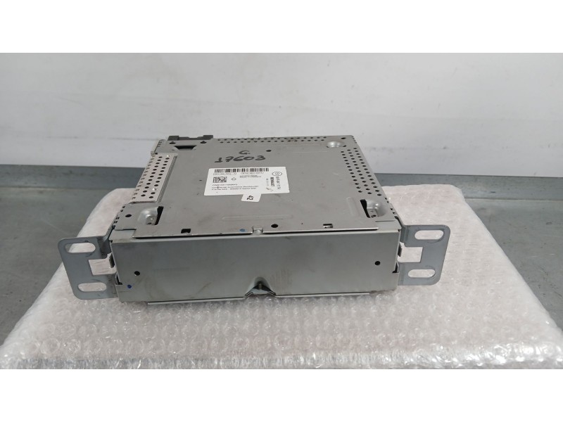 Recambio de sistema audio / radio para renault captur i (j5_, h5_) 1.2 tce 120 referencia OEM IAM   