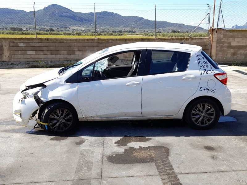 toyota yaris (_p13_) del año 2019