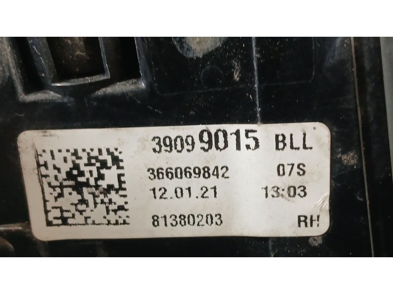 Recambio de piloto trasero derecho exterior para opel astra k (b16) 1.2 turbo (68) referencia OEM IAM 39099017  