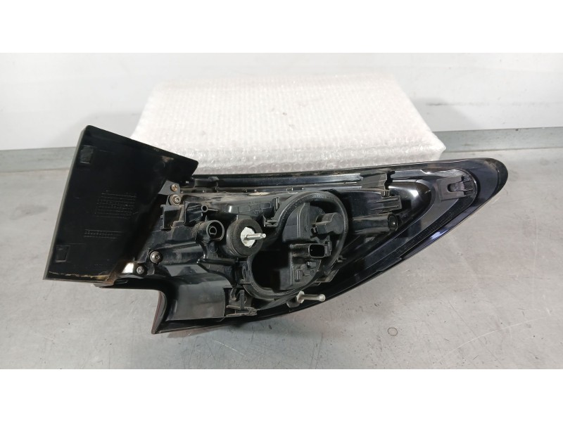 Recambio de piloto trasero izquierdo exterior para opel astra k (b16) 1.2 turbo (68) referencia OEM IAM 39099016  